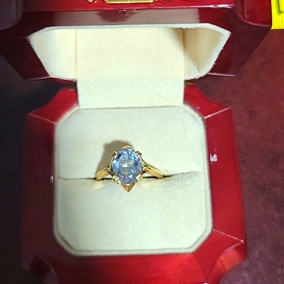 Jewelry - Gold and Blue Gemstone Women's Ring